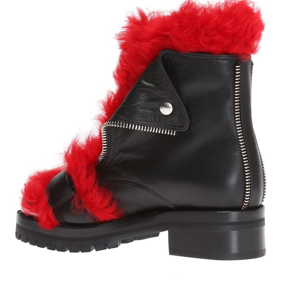 Alexander McQueen Fur Trimmed Leather Zip Boots BRAND NEW - Picture 2 of 3